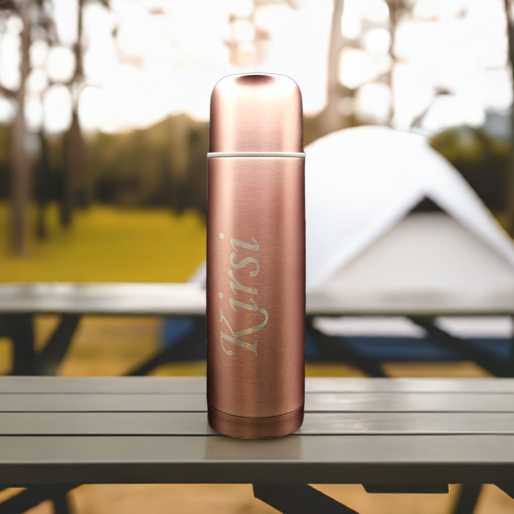 Termospullo nimikaiverruksella, 0.5L - Ruusukulta